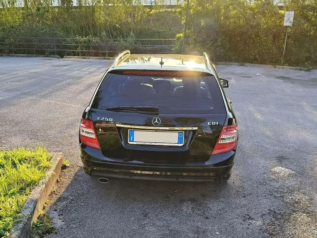 Usata Mercedes C250 Avantgarde 204 CV (150 kW) 2010 Nero Station wagon