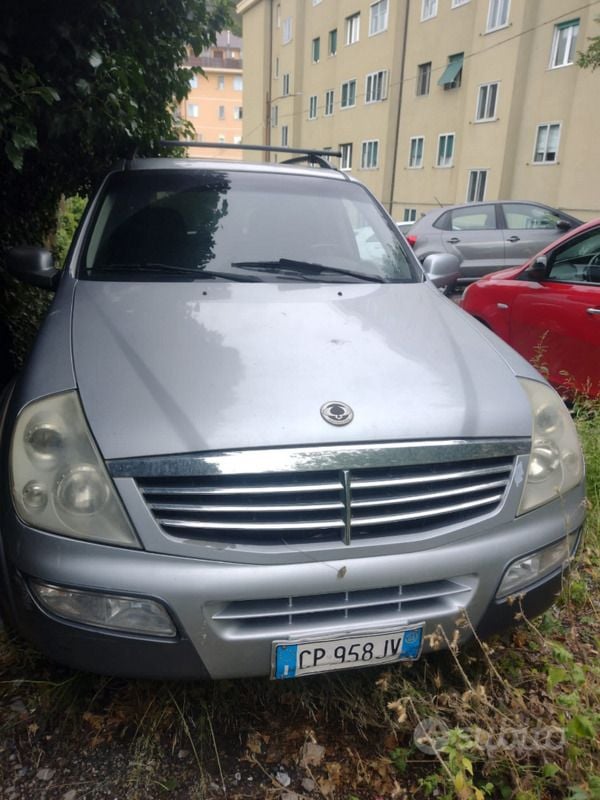 Usata 2005 Ssangyong Rexton SUV | 3000 € (Buon prezzo) - Immagine 1/4