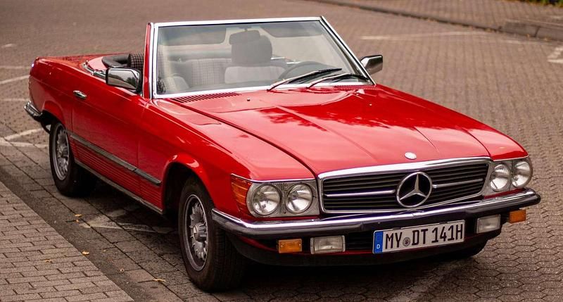 Usata Mercedes SL280 185 CV (136 kW) 1982 Rosso Cabrio