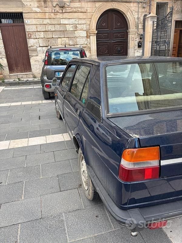 Usata Alfa Romeo Giulietta 1984 Blu Berlina