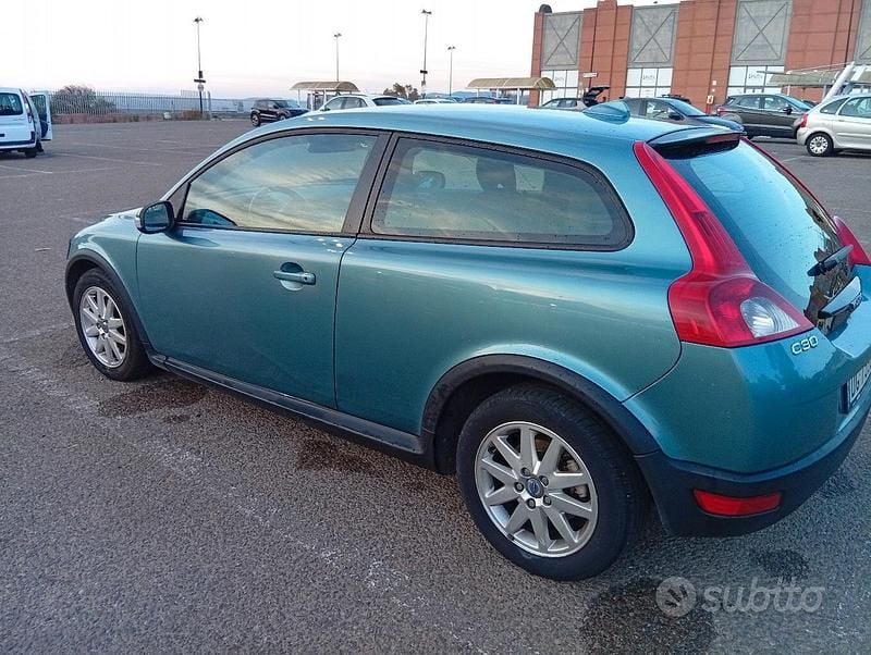 Usata Volvo C30 136 CV (100 kW) 2007 Blu Utilitaria