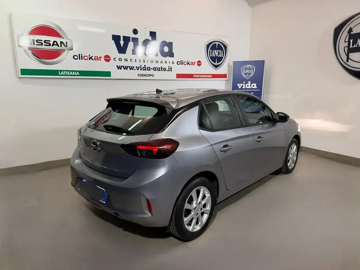 Usata Opel Corsa Edition 75 CV (55 kW) 2021 Grigio Utilitaria