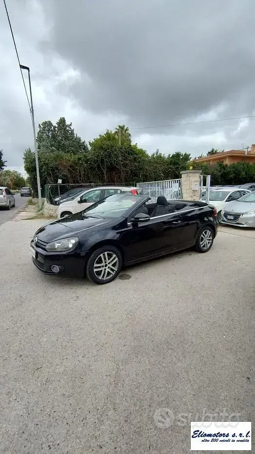Usata VW Golf Cabriolet 140 CV (102 kW) 2014 Nero Cabrio