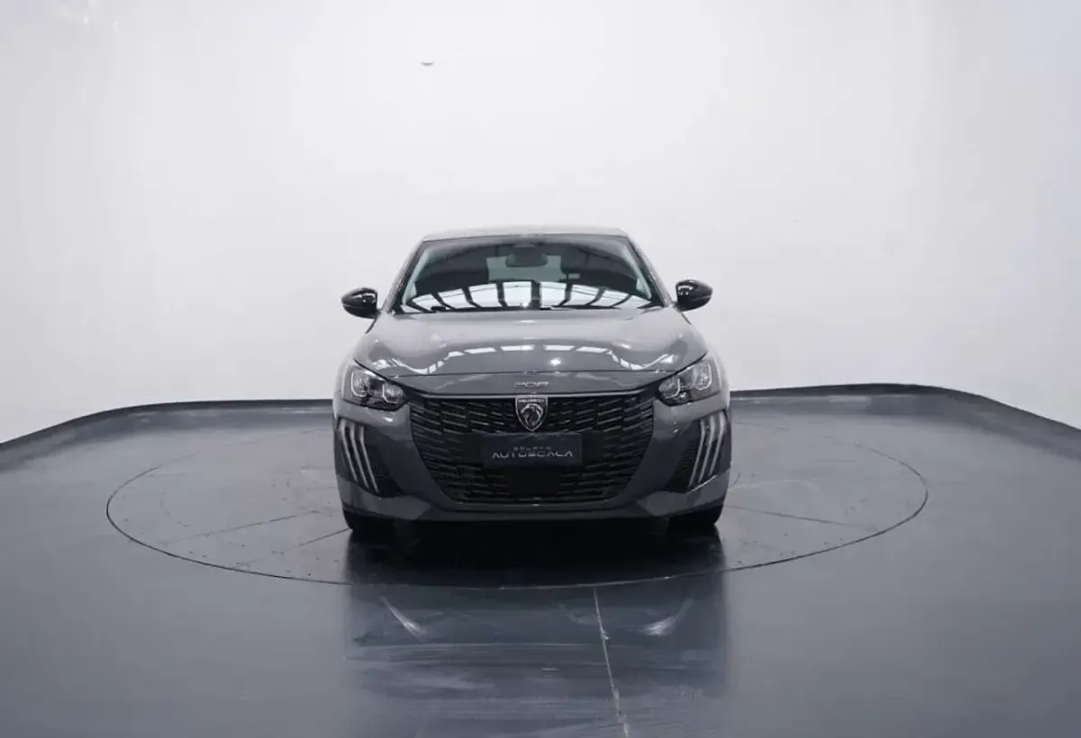 Nuova Peugeot 208 Allure 101 CV (74 kW) 2025 Grigio selenium Utilitaria