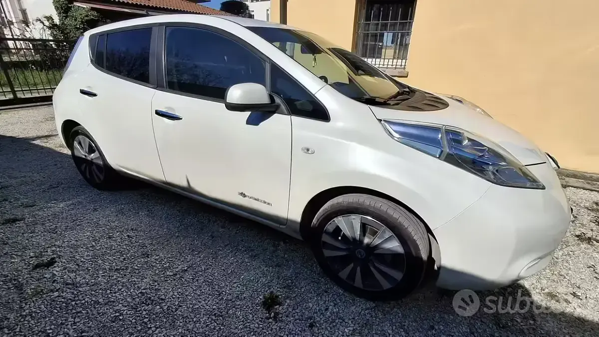 Usata Nissan Leaf 80 kW (109 CV) 2013 Bianco Utilitaria