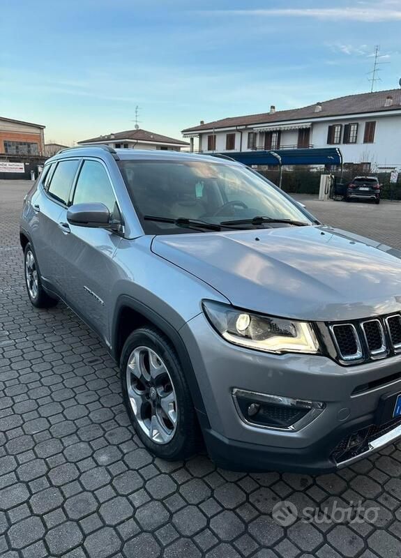 Usata Jeep Compass Limited 140 CV (102 kW) 2020 Grigio SUV