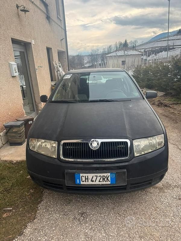 Usata Skoda Fabia 60 CV (44 kW) 2003 Nero Berlina
