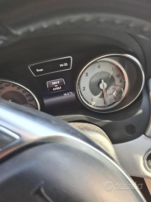 Usata Mercedes CLA200 2019 Grigio Coupé