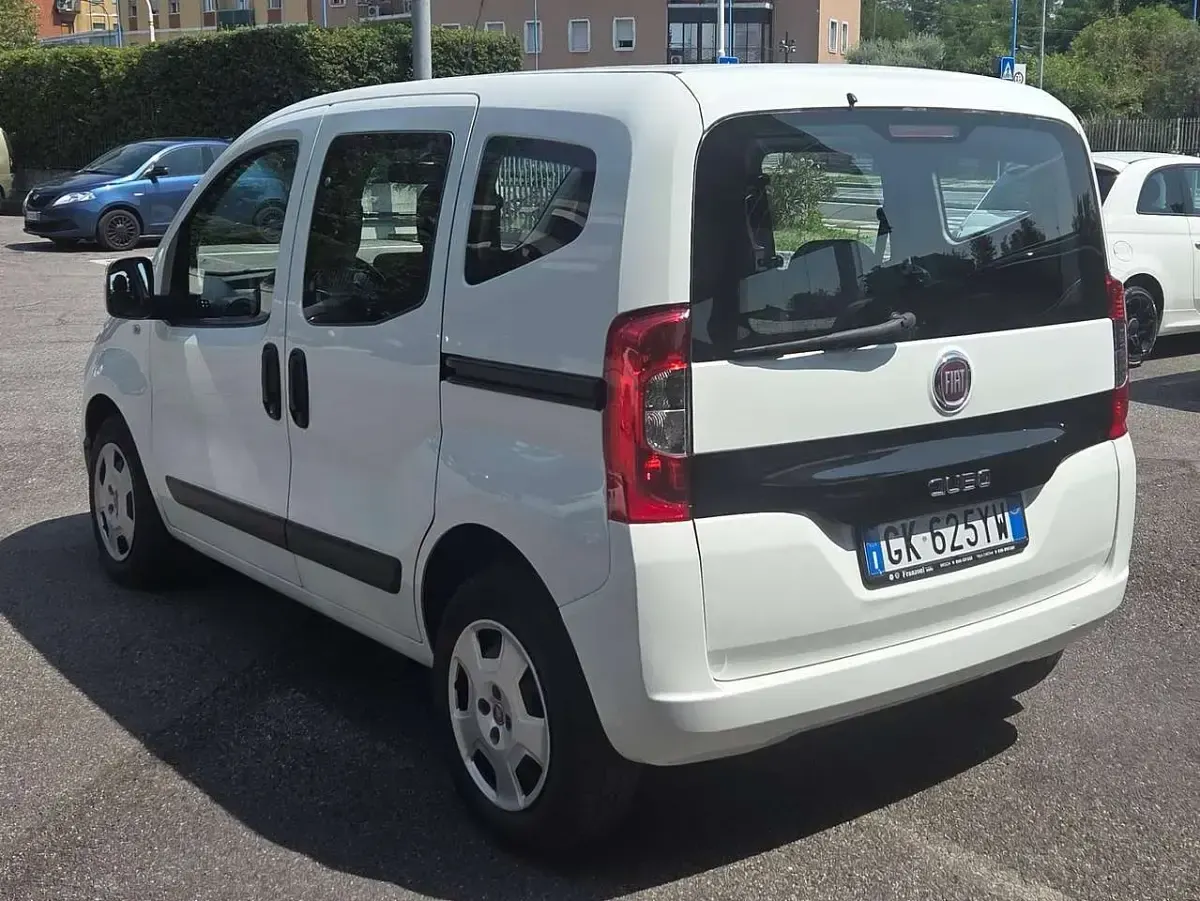 Usata Fiat Fiorino 95 CV (69 kW) 2022 Other Monovolume