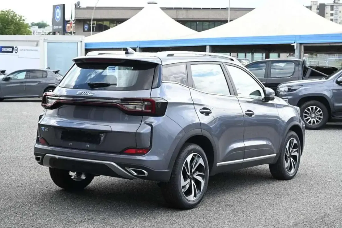 Nuova EMC SEI 113 CV (83 kW) 2026 Grigio SUV