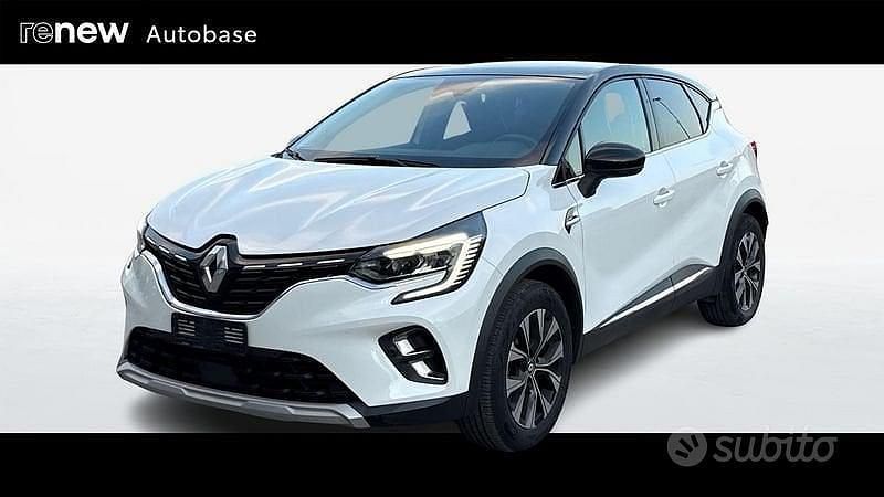 Usata Renault Captur Techno 101 CV (74 kW) 2023 Bianco SUV