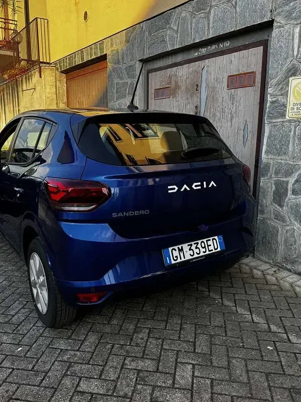Usata Dacia Sandero Comfort 91 CV (66 kW) 2023 Blu/azzurro Berlina
