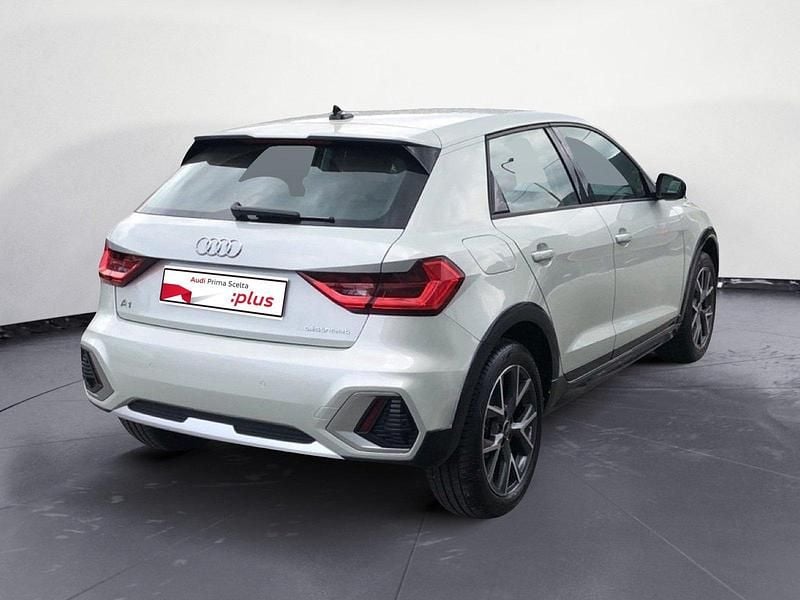 Usata Audi A1 Business 116 CV (85 kW) 2025 Argento SUV