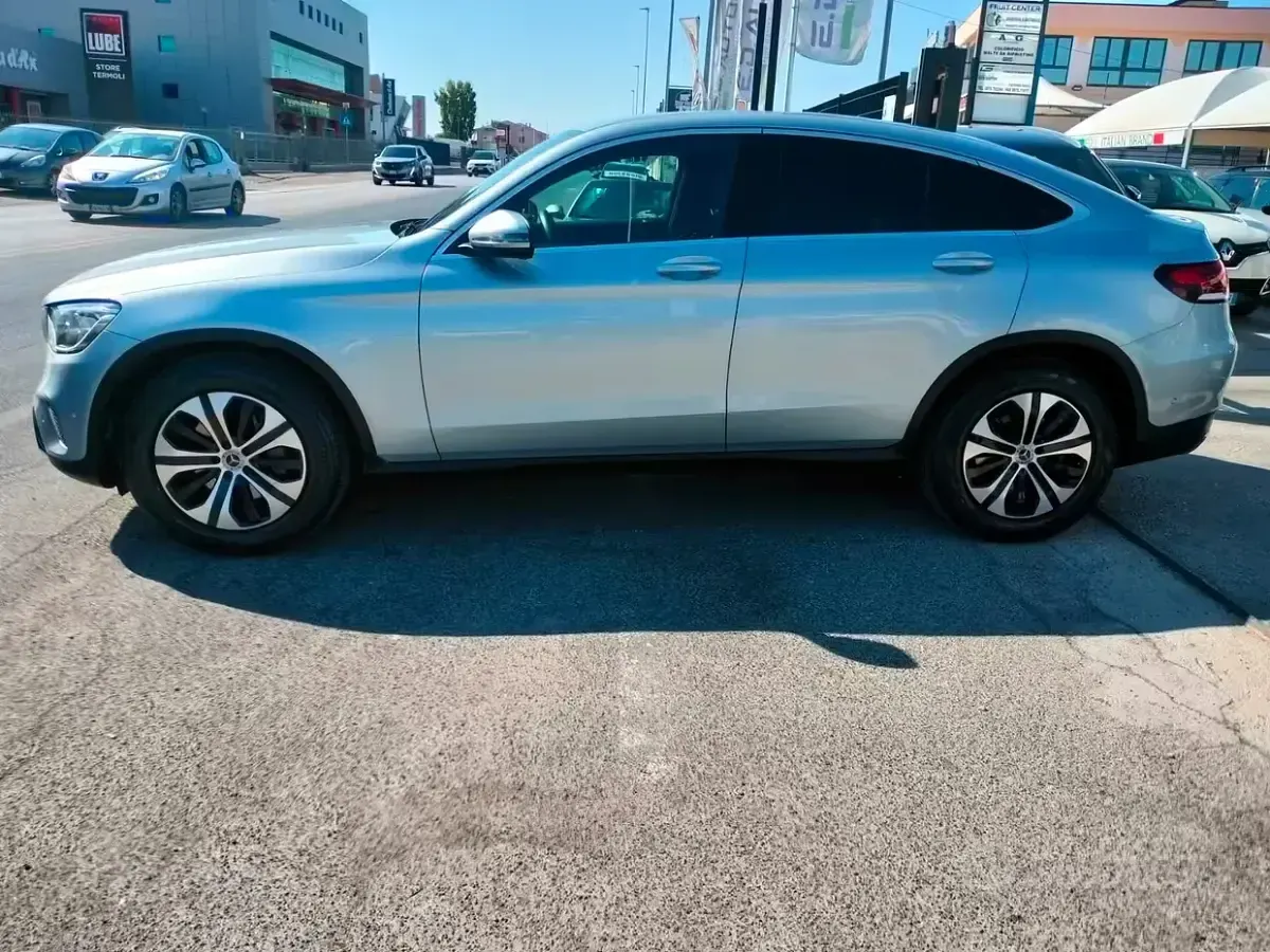 Usata Mercedes GLC300 Premium Plus 245 CV (180 kW) 2021 Grigio SUV