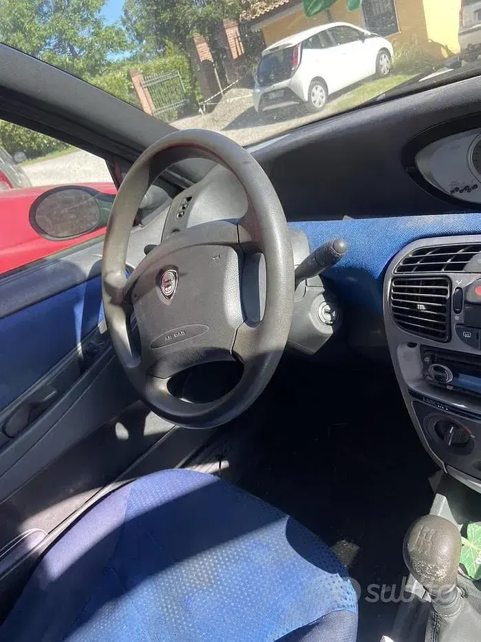 Gebraucht Lancia Ypsilon 60 PS (44 kW) 2002 Kleinwagen