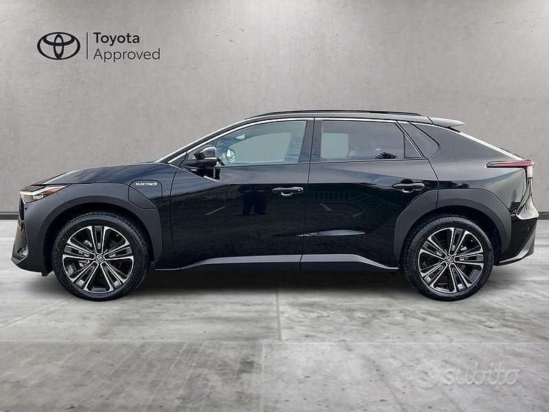 Usata Toyota bZ4X Edition 160 kW (218 CV) 2024 Nero SUV