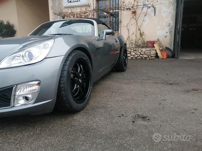 Usata Opel GT 264 CV (194 kW) 2008 Cabrio