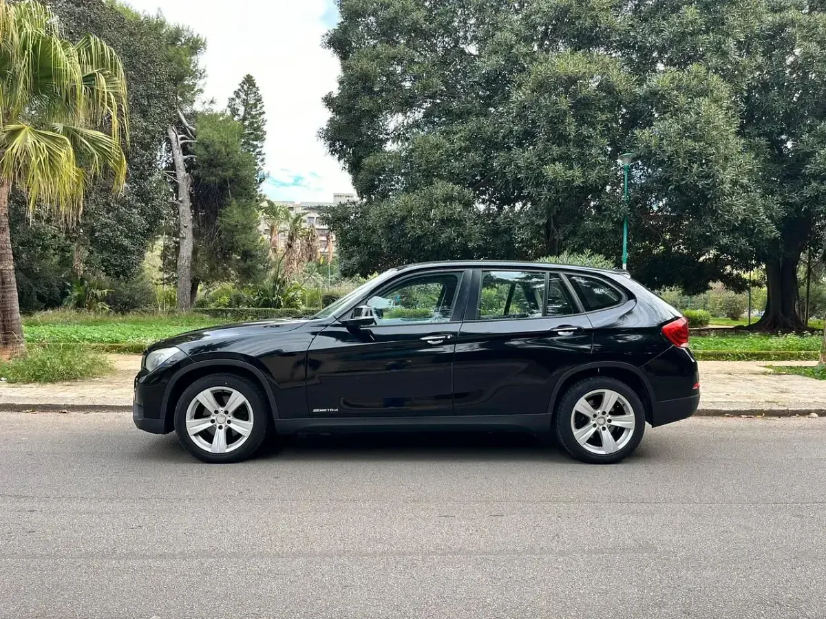 Usata BMW X1 Comfort Edition 143 CV (105 kW) 2012 Nero SUV
