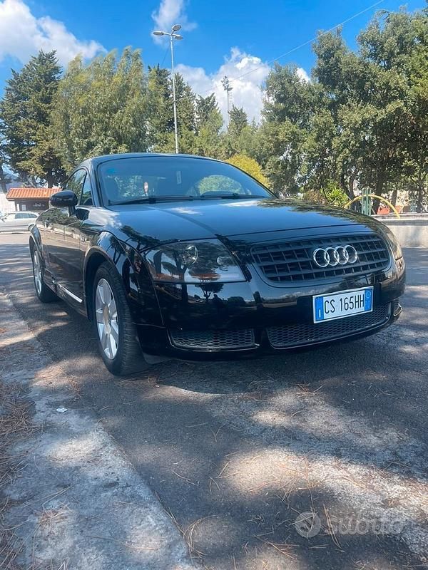Usata 2004 Audi TT Coupé | 4999 € (Super prezzo) - Immagine 1/4