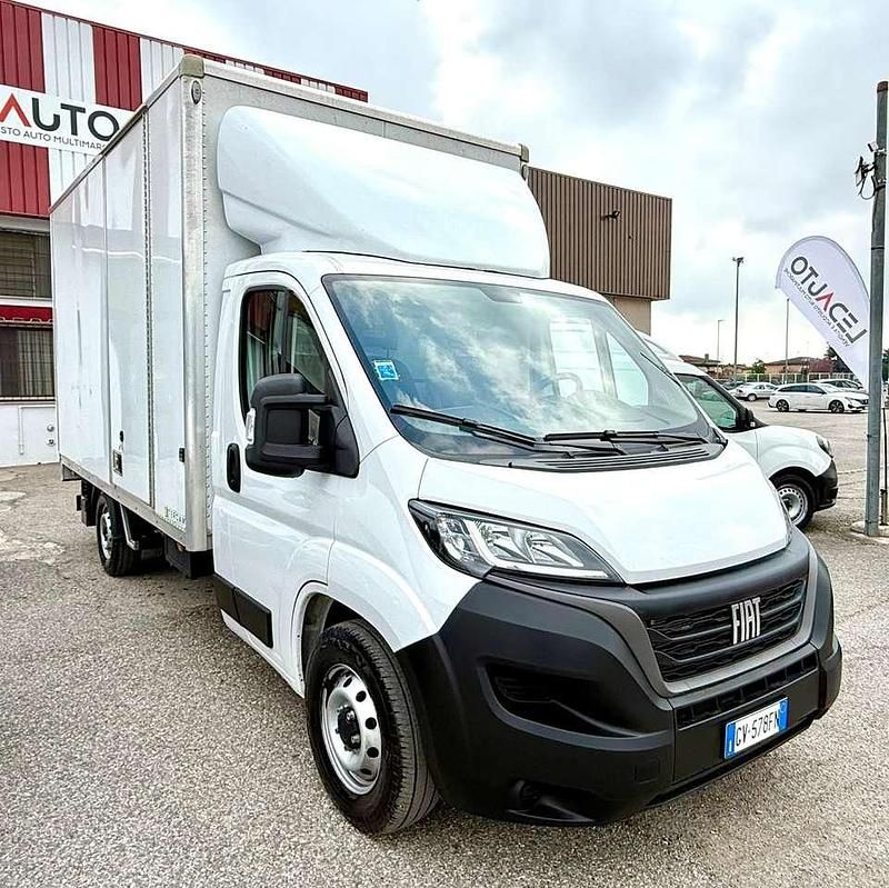 Usata Fiat Ducato 140 CV (102 kW) 2024 Bianco Furgone
