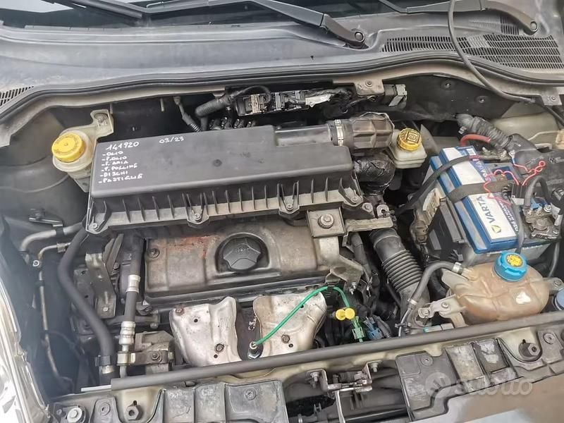 Usata Citroën Nemo 75 CV (55 kW) 2011 Nero Monovolume