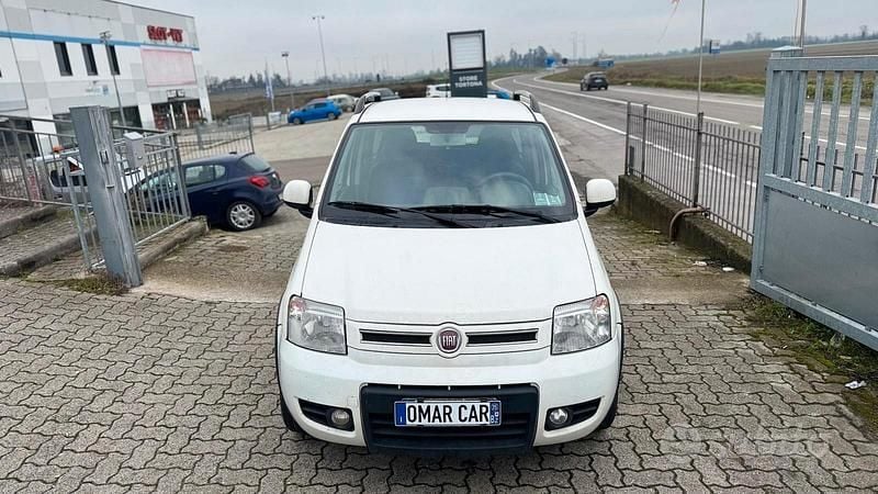 Occasion Fiat Panda 100 ch (73 kW) 2011 Blanc Citadine