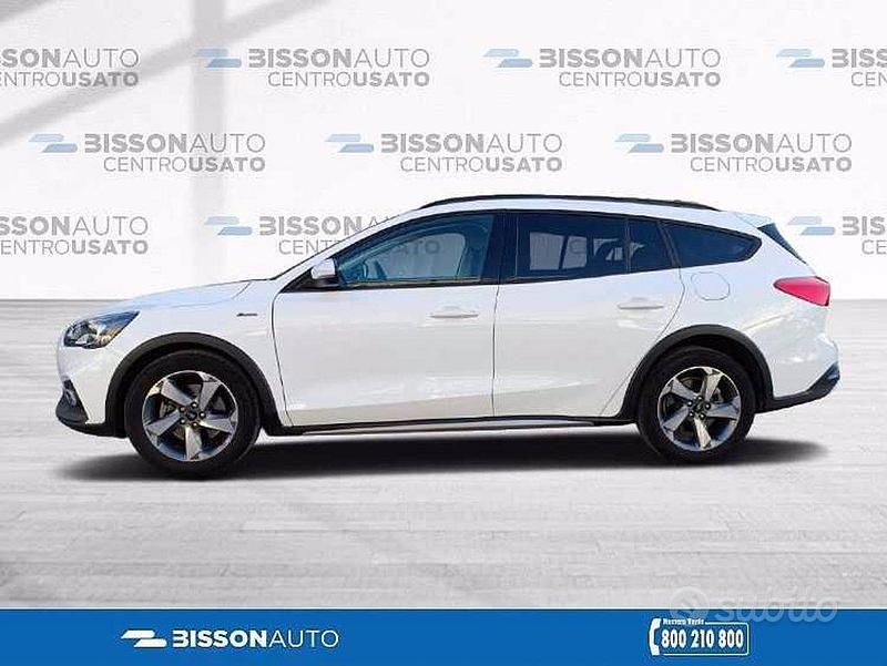 Usata Ford Focus Active 125 CV (91 kW) 2020 Bianco Station wagon