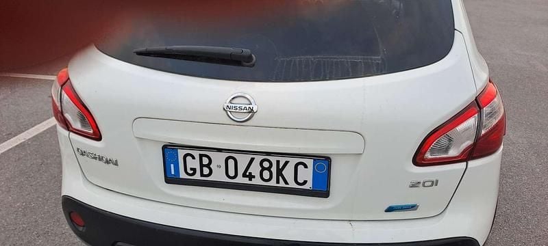 Usata Nissan Qashqai N-TEC 141 CV (103 kW) 2011 SUV