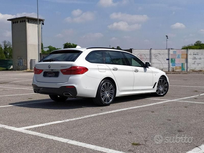 Usado BMW 520 M Sport 190 HP (139 kW) 2017 Branco Carrinha