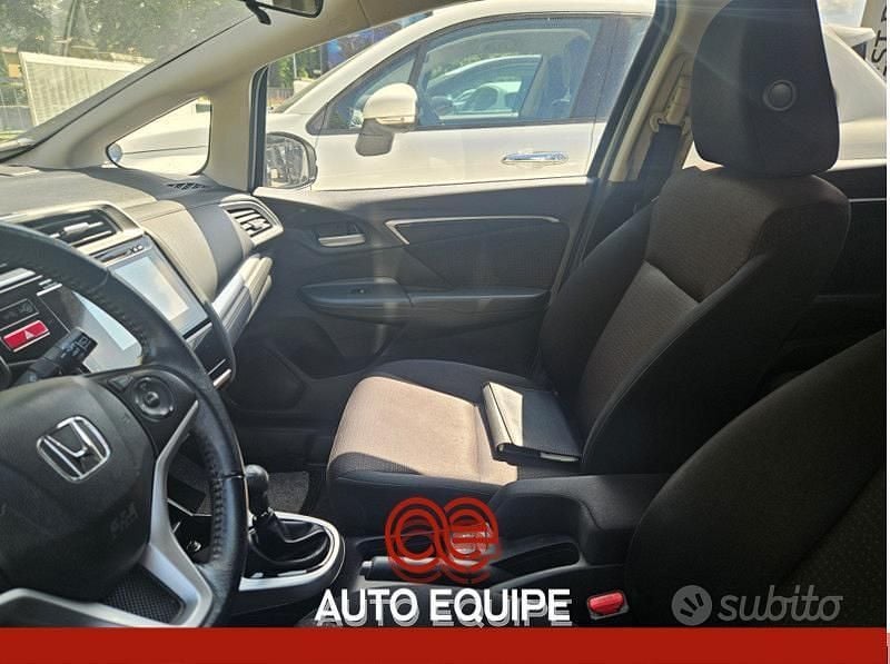 Usata Honda Jazz Elegance 102 CV (75 kW) 2017 Bianco Utilitaria