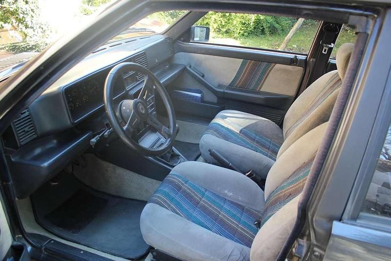 Usata Lancia Delta 140 CV (102 kW) 1990 Nero Utilitaria