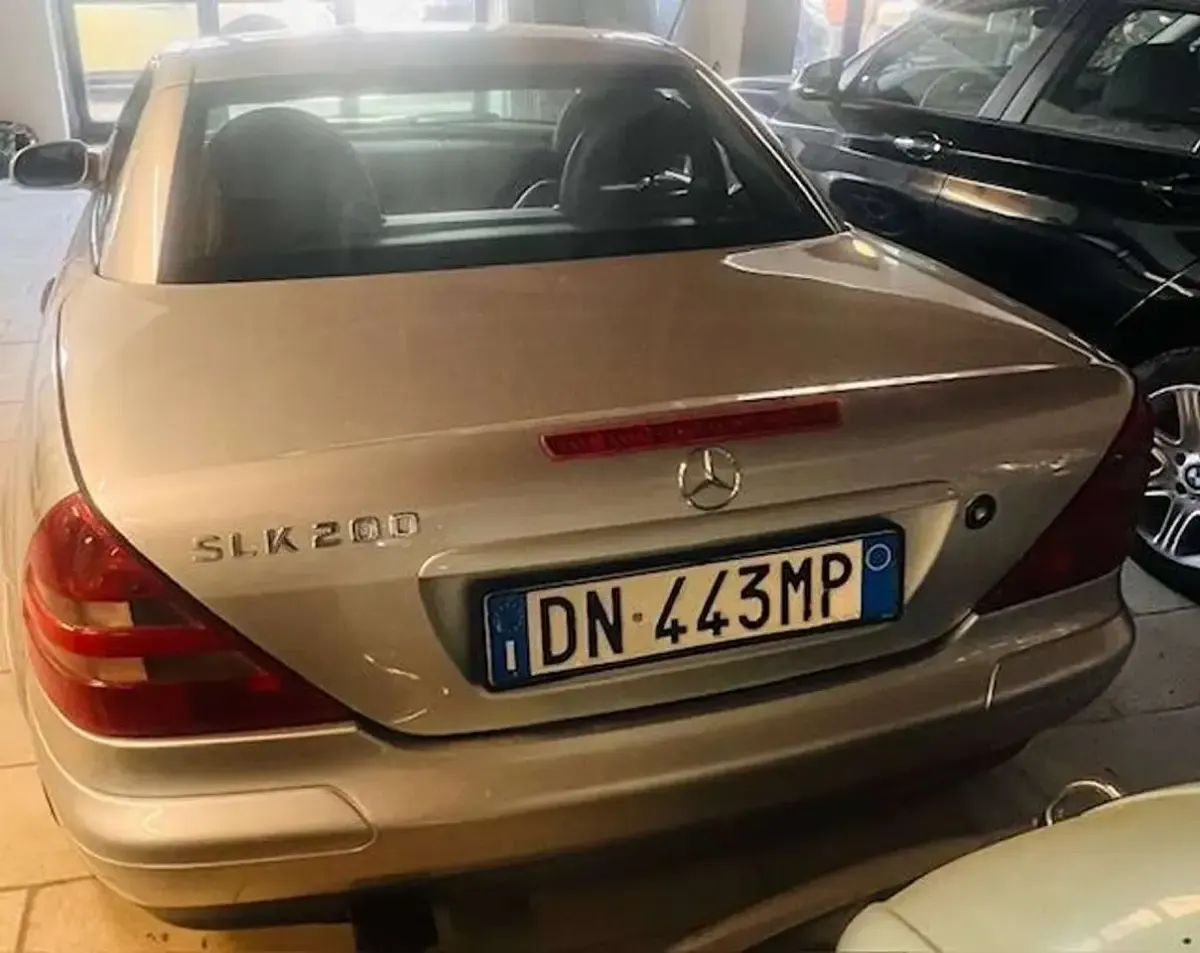 Usata Mercedes SLK200 192 CV (141 kW) 1998 Grigio Cabrio
