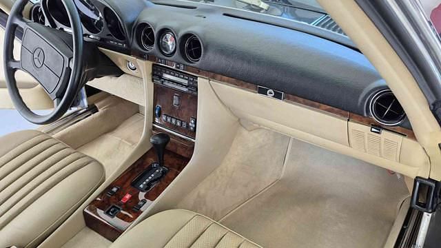 Usata Mercedes SL500 245 CV (180 kW) 1986 Nero metallizzato metallizzato Cabrio