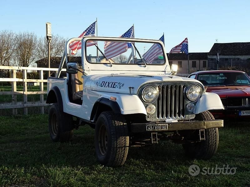 Usata Jeep CJ 1983 Bianco SUV