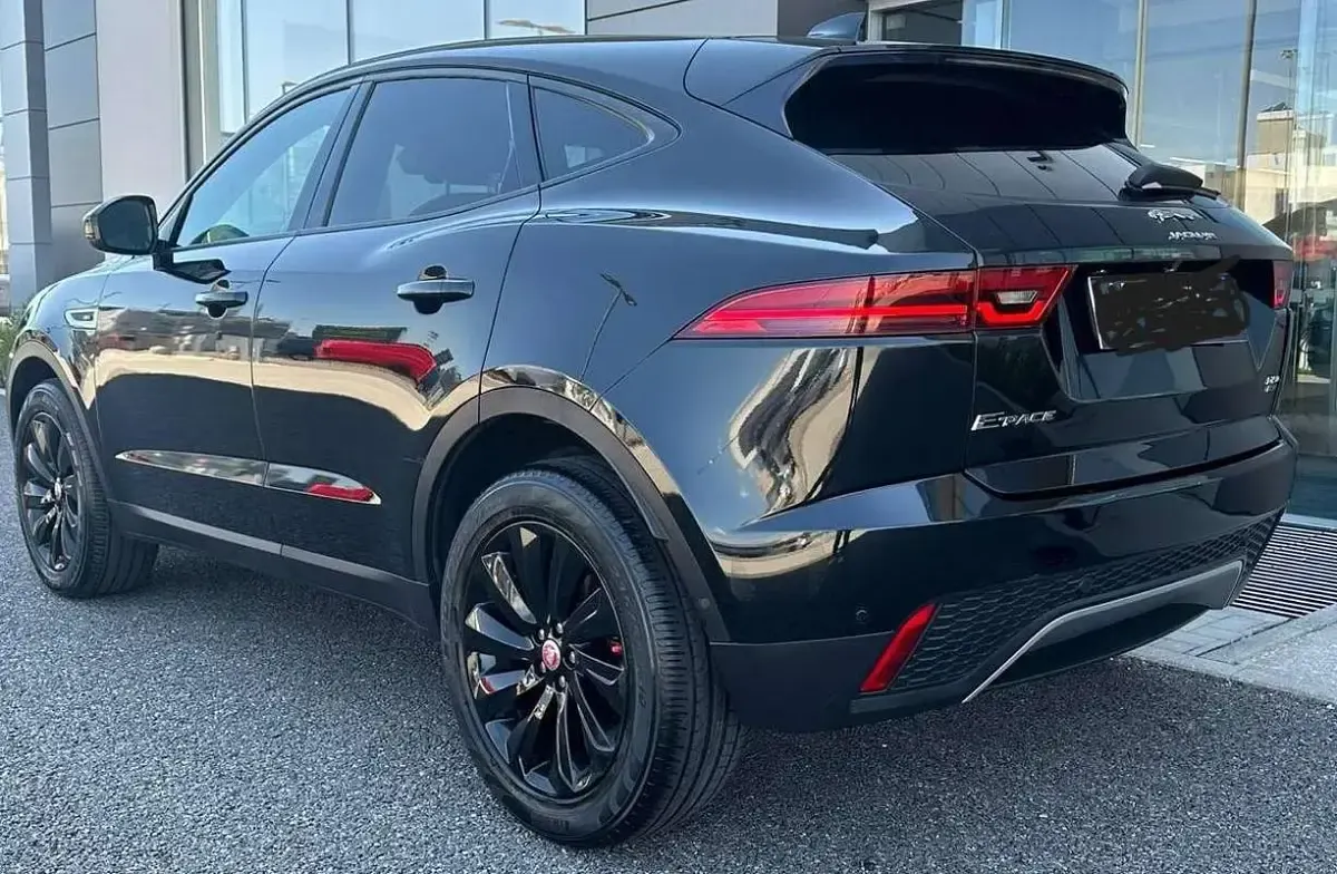 Usata Jaguar E-Pace S 150 CV (110 kW) 2018 Nero SUV