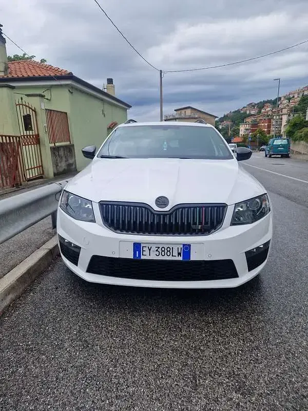 Usata Skoda Octavia RS 184 CV (135 kW) 2015 Bianco Station wagon