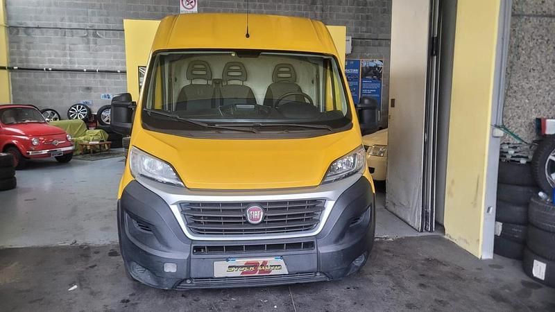 Begagnad Fiat Ducato 33 130 HK (95 kW) 2020 Gul Van