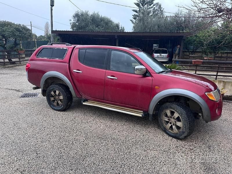Usata 2006 Mitsubishi L200 Pick-up | 3500 € - Immagine 1/4