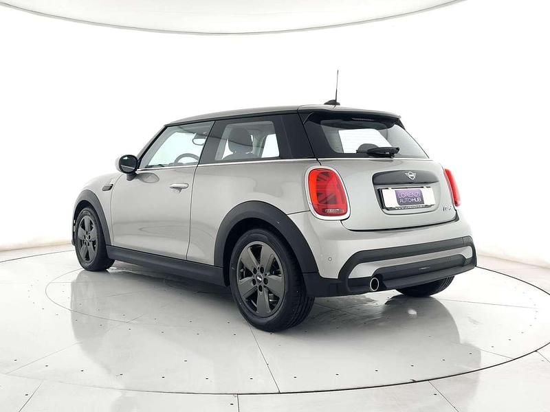 Usata Mini Cooper Classic 136 CV (100 kW) 2022 Grigio metallizzato Utilitaria