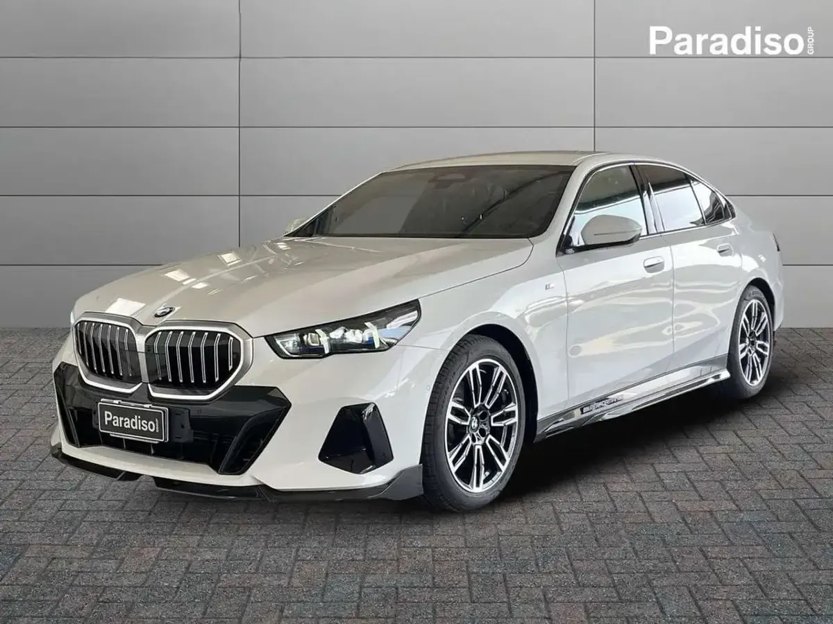 Usata BMW 520 Sport Line 197 CV (144 kW) 2025 Berlina