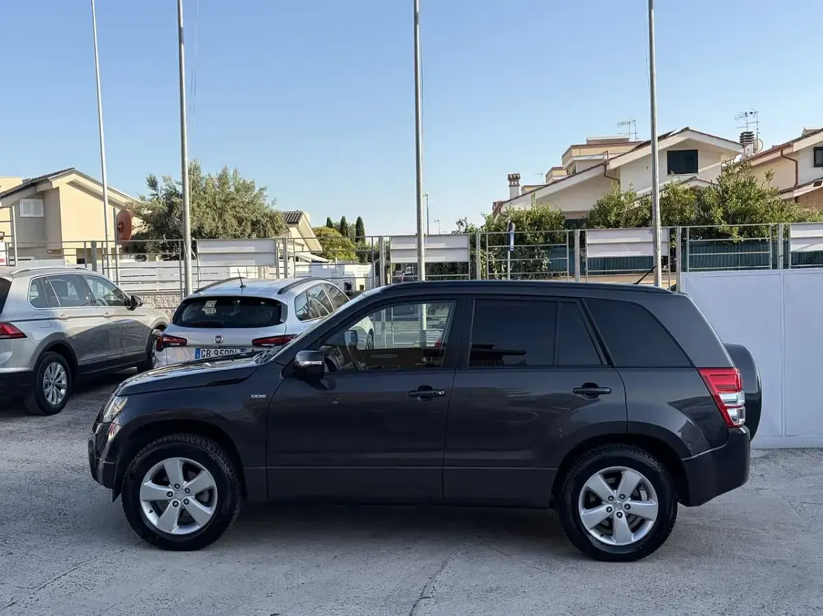 Usata Suzuki Grand Vitara 129 CV (94 kW) 2011 Other SUV