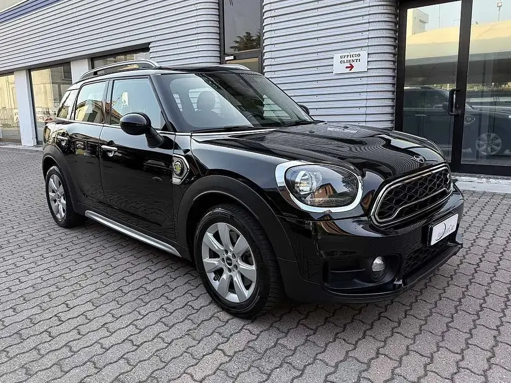 Usata Mini Cooper Countryman 136 CV (100 kW) 2018 Nero / metallizzato SUV