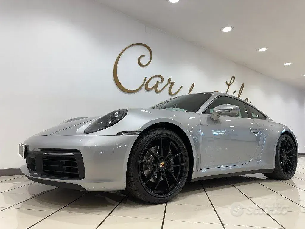 Usata Porsche 911 Carrera 385 CV (283 kW) 2020 Grigio Coupé