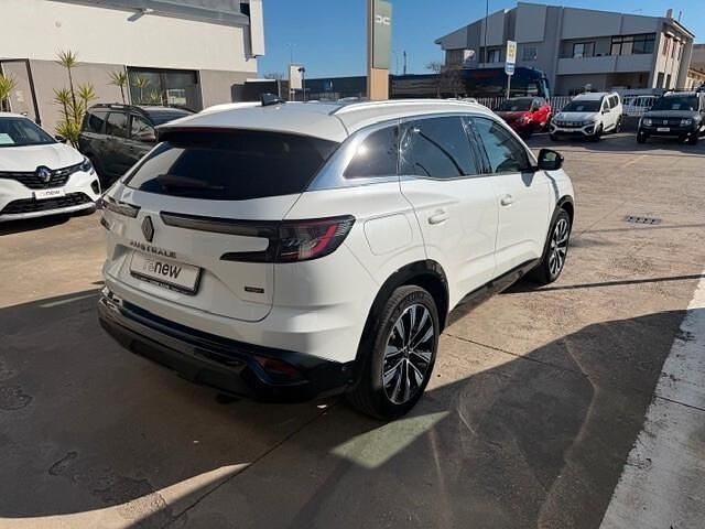 Usata Renault Austral Techno 200 CV (147 kW) 2023 Bianco SUV