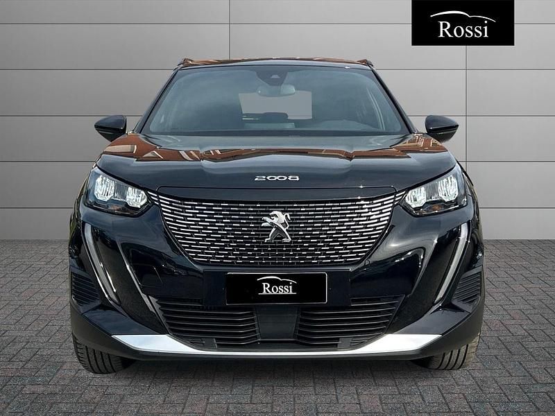 Usata Peugeot 2008 Allure 131 CV (96 kW) 2023 Arancio metallizzato SUV