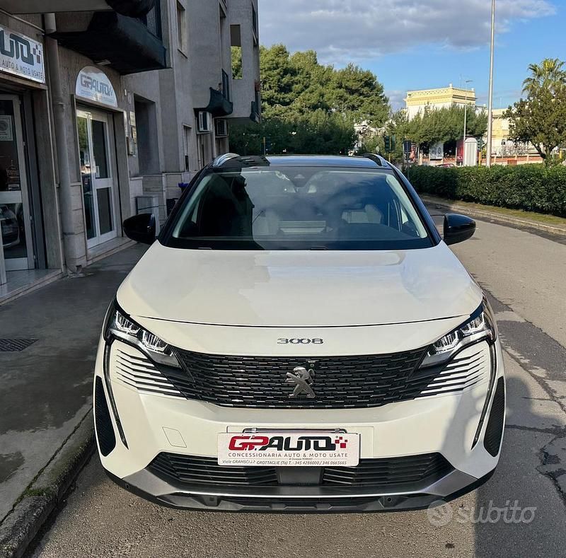 Usata Peugeot 3008 Allure 131 CV (96 kW) 2021 Bianco SUV