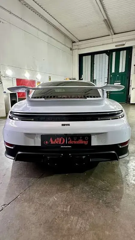 Usata Porsche 992 541 CV (397 kW) 2025 Grigio Coupé