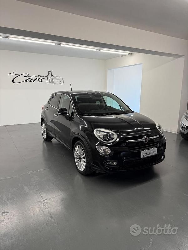 Nero Usata 2015 Fiat 500X Lounge SUV | 10.500 € (Buon prezzo) - Immagine 1/4