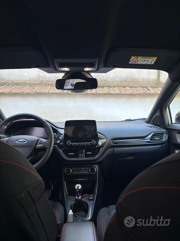 Usata Ford Puma ST-Line 125 CV (91 kW) 2023 Grigio SUV
