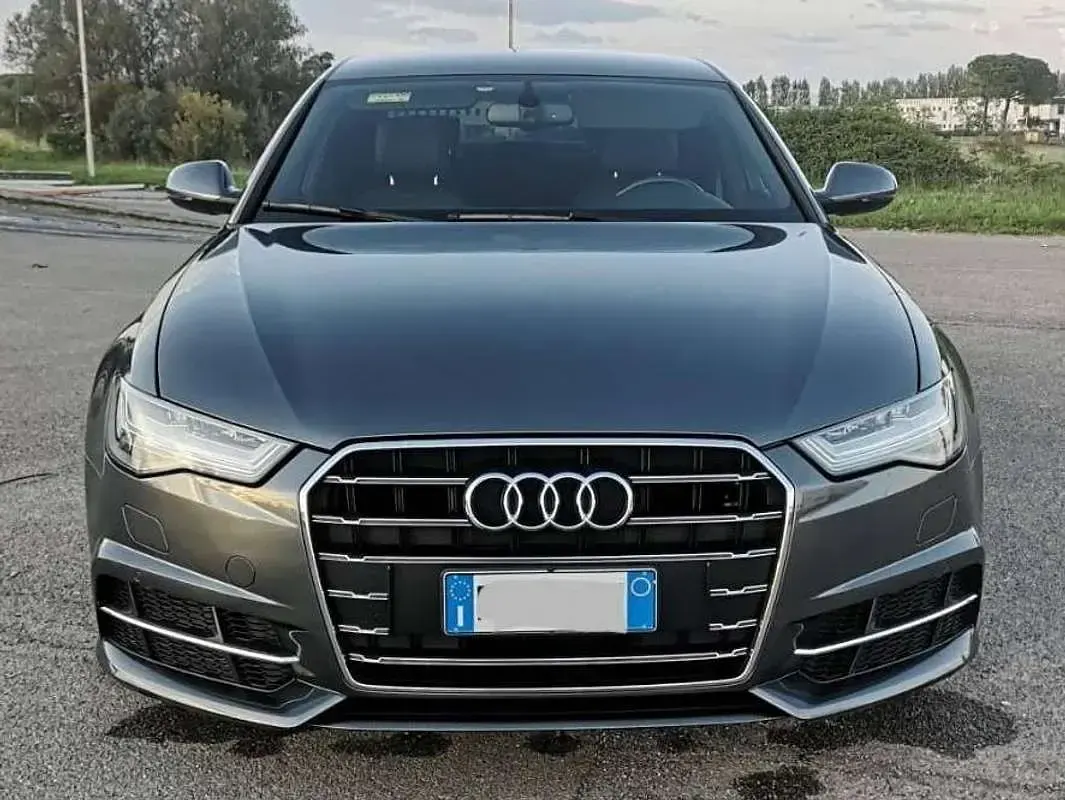 Usata Audi A6 S-Line 190 CV (139 kW) 2018 Grigio Berlina